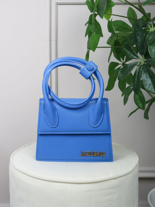 JACQUEMUS La Chiquito azzurra con nodo