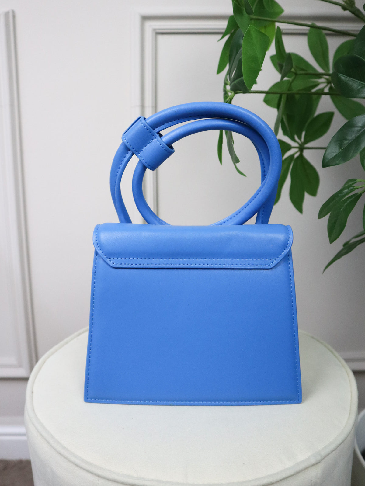 JACQUEMUS La Chiquito azzurra con nodo