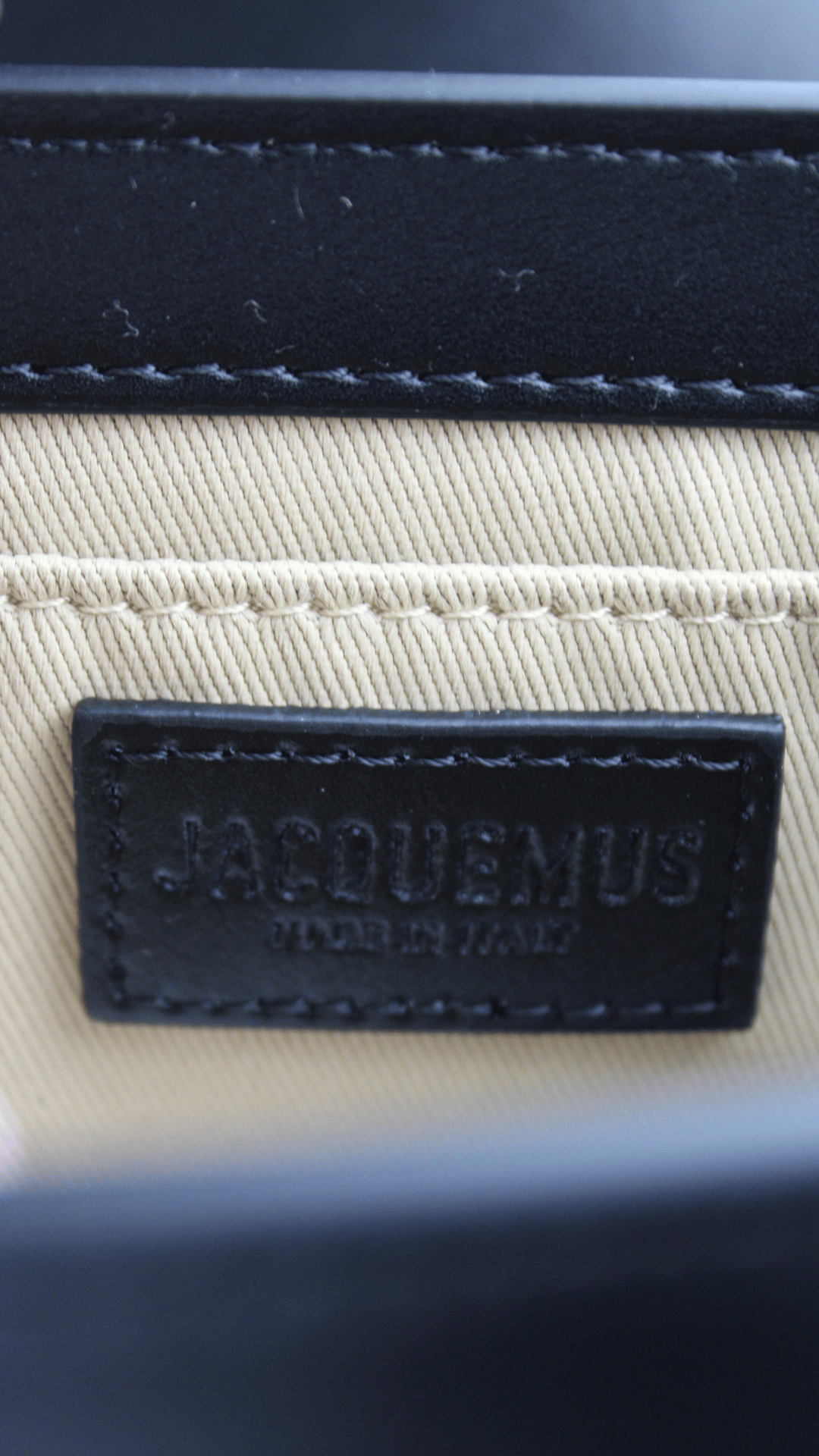 JACQUEMUS La Chiquito nera con nodo