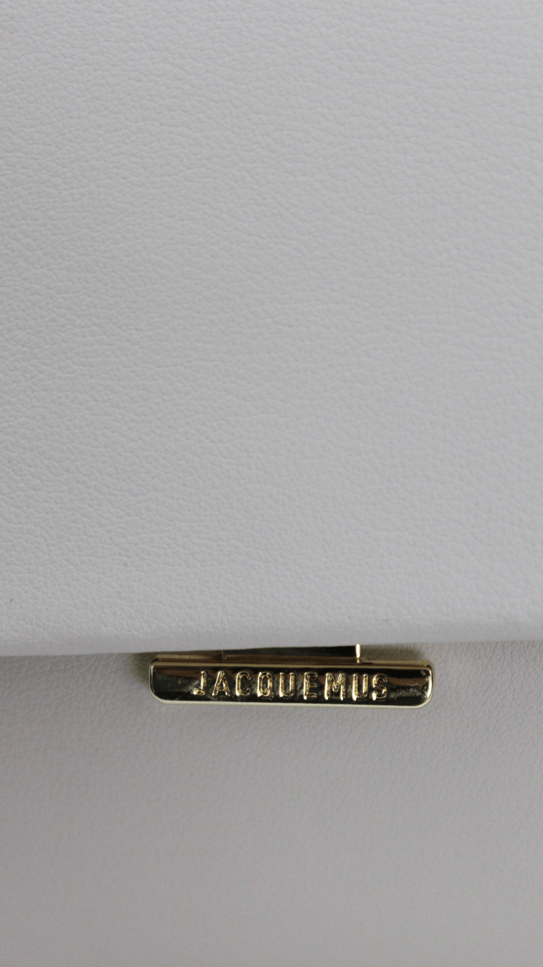 JACQUEMUS Pochette Luz in Camoscio bianca