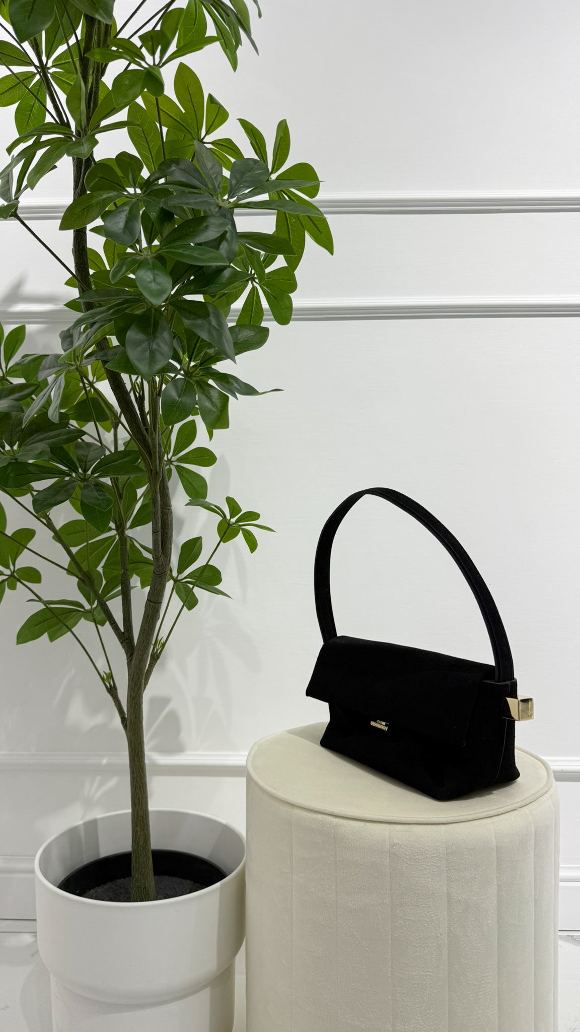 JACQUEMUS Pochette Luz in Camoscio Nero