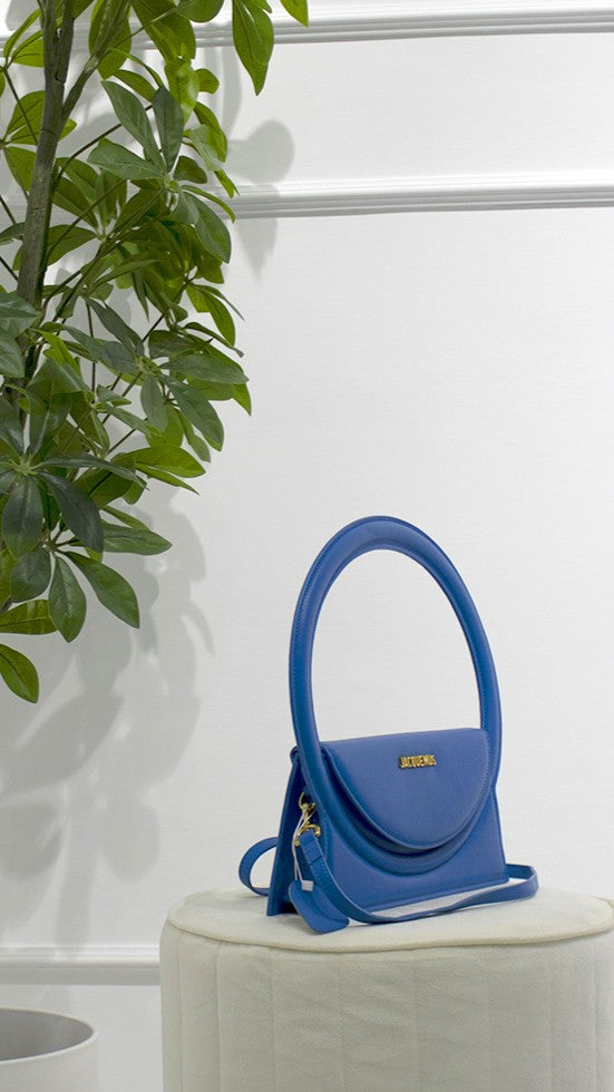 JACQUEMUS Borsa Le Sac Rond azzurra