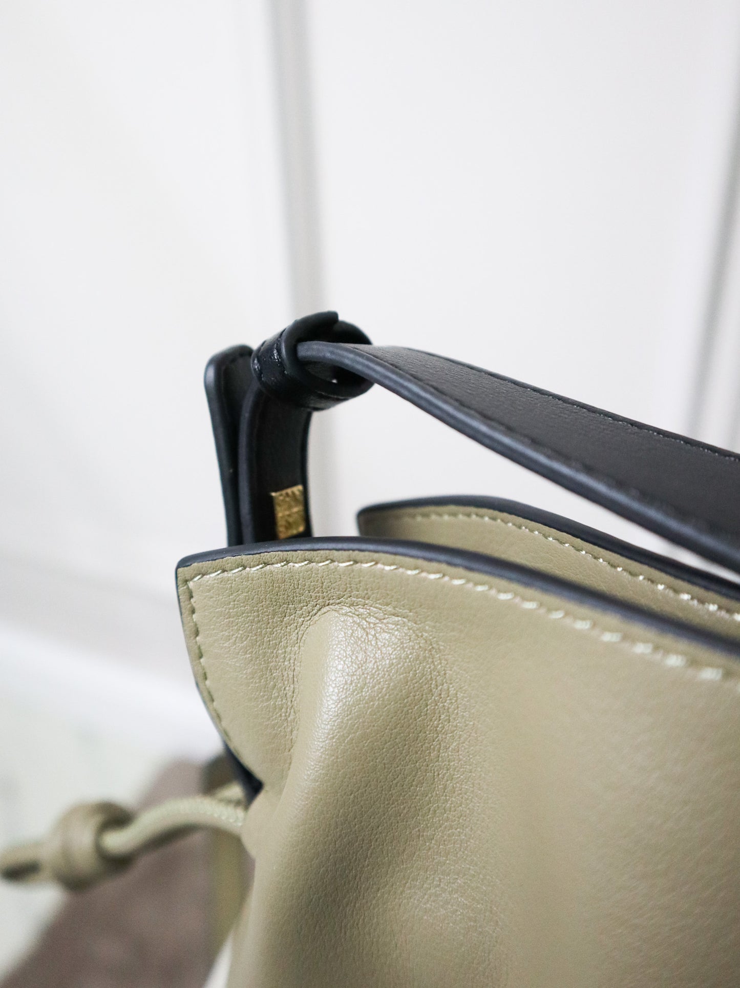 LOEWE Borsa Flamenco Clutch media beige