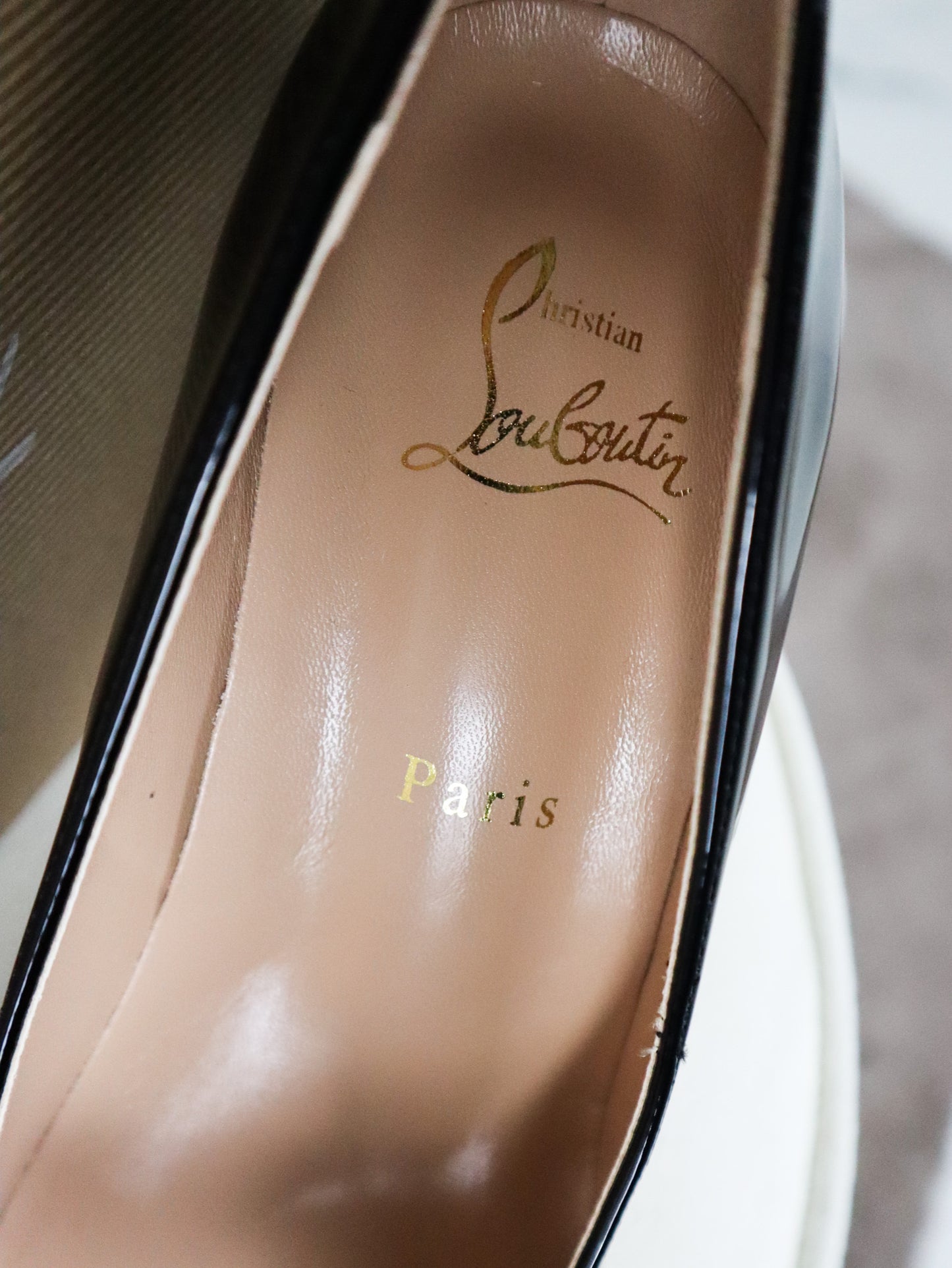 LOUBOUTIN Scarpetta nera