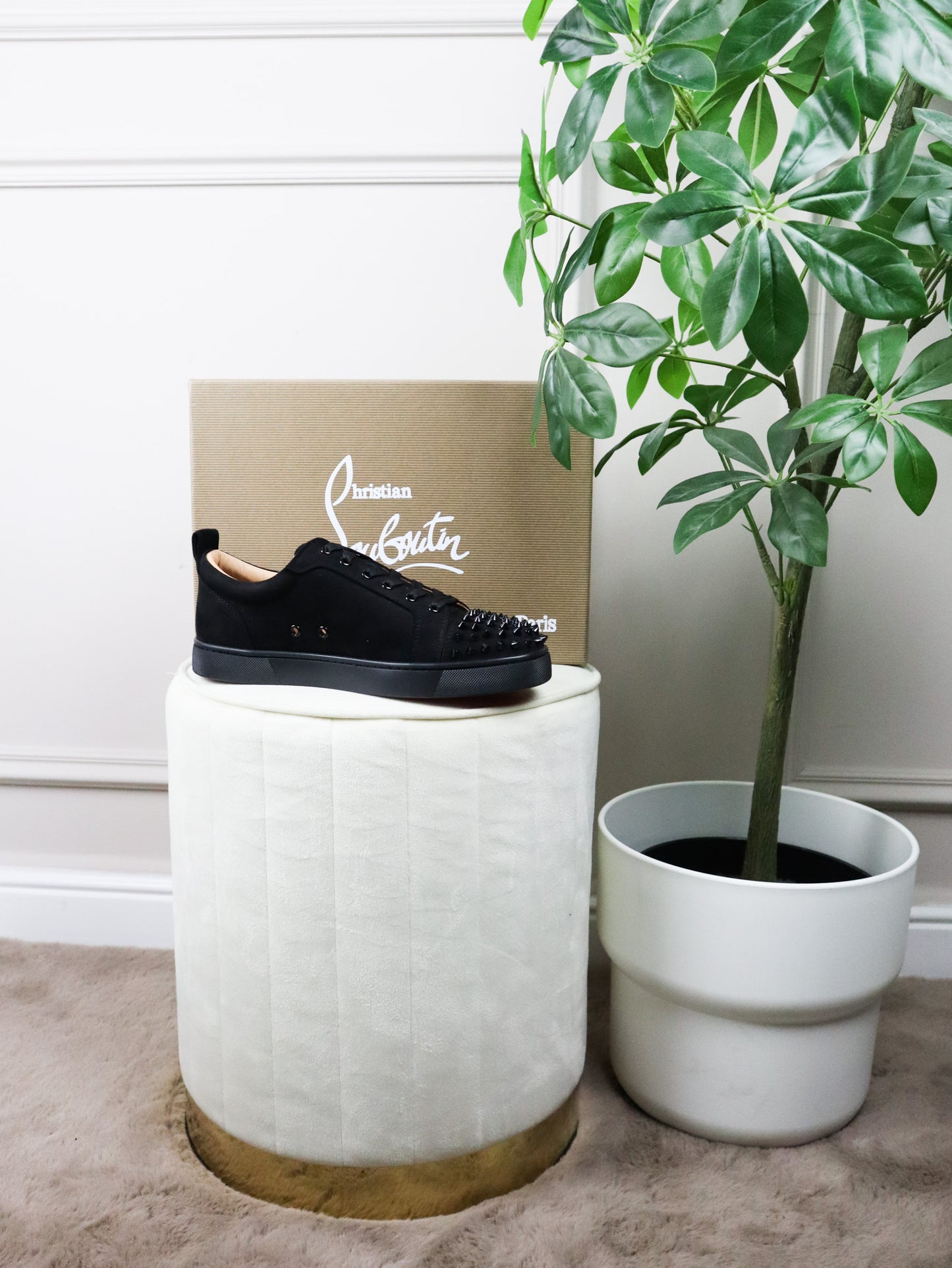LOUBOUTIN Scarpa nera