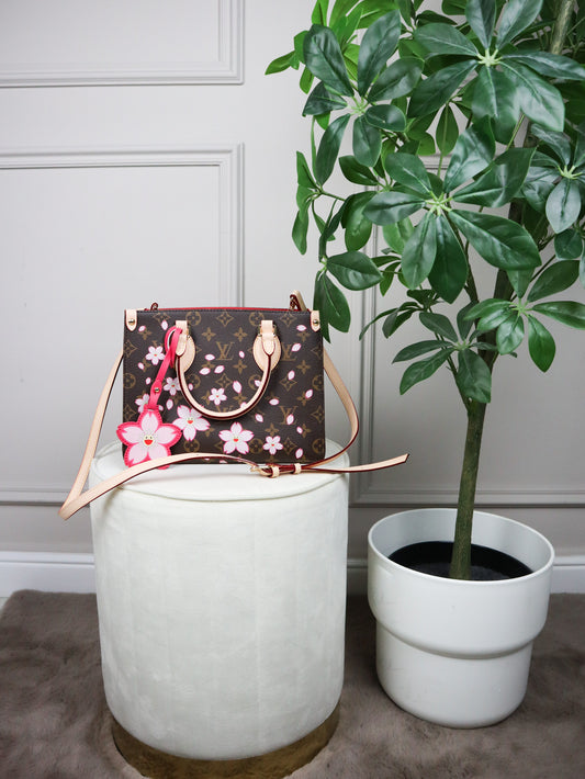 LOUIS VUITTON × Takashi Murakami OnTheGo PM fiore di ciliegio