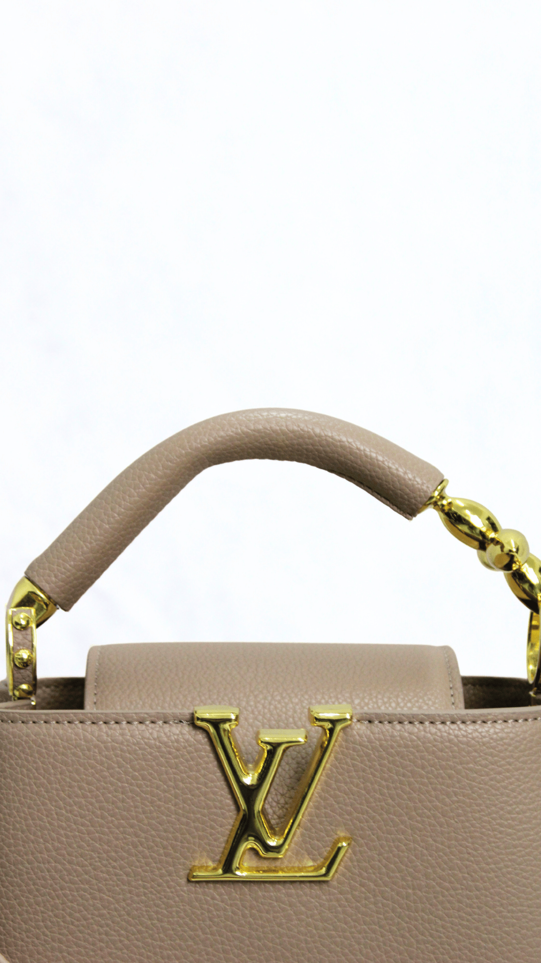 Louis Vuitton Borsa Capucines marroncino