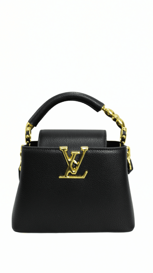 Louis Vuitton Borsa Capucines nera