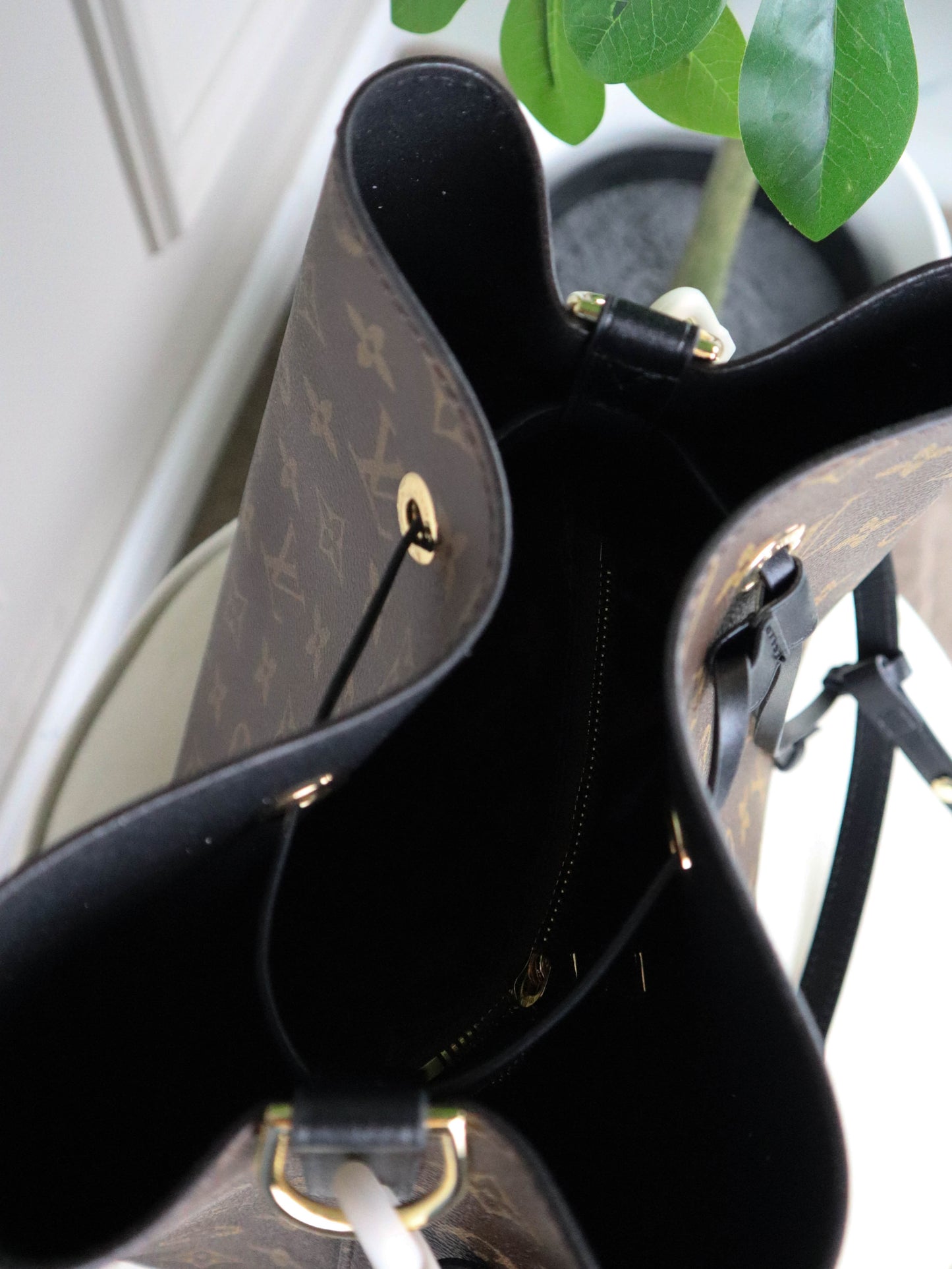 Louis Vuitton Borsa Neonoè monogram nera