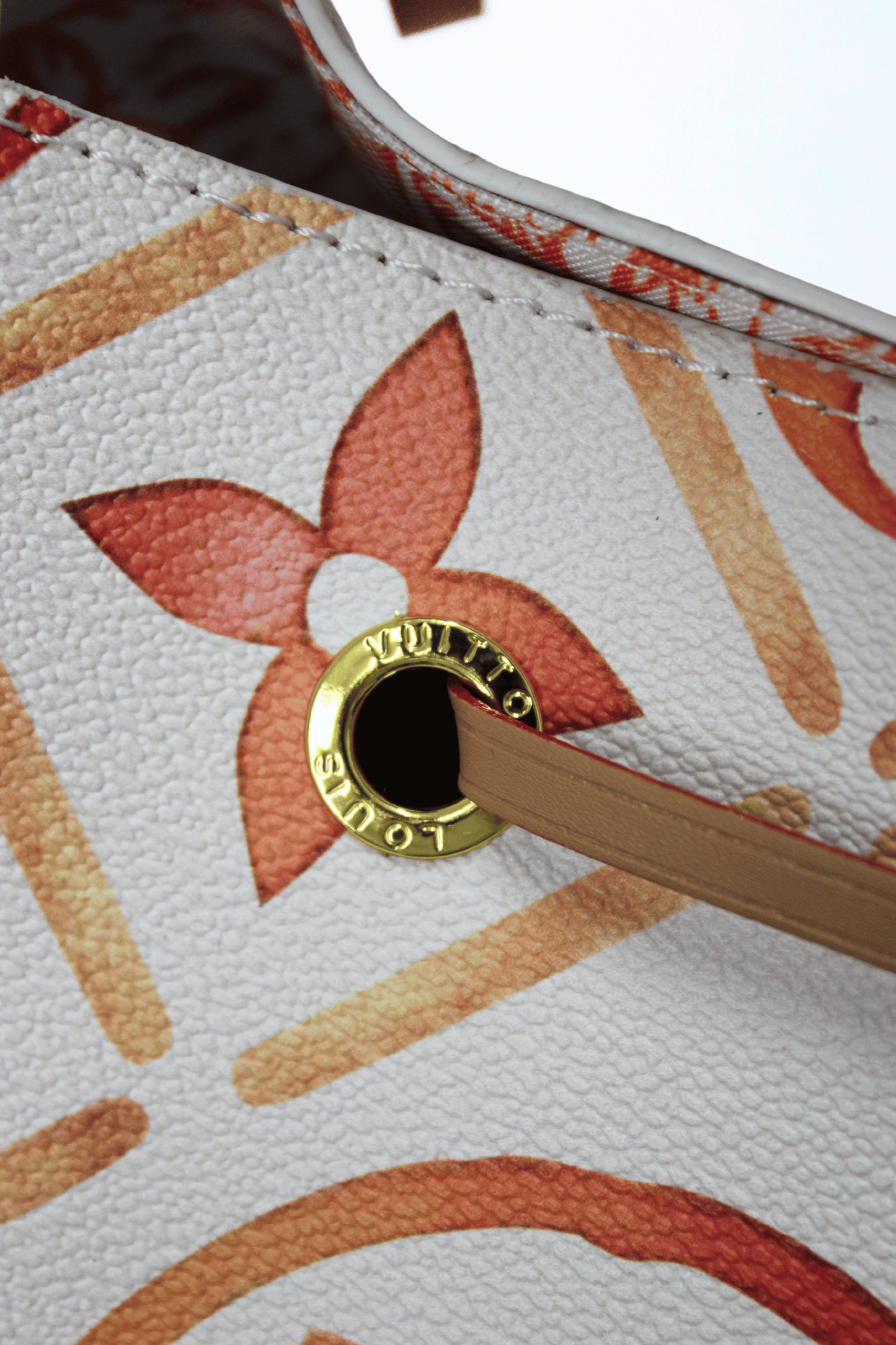 Louis Vuitton Borsa a mano Nano Noé arancio