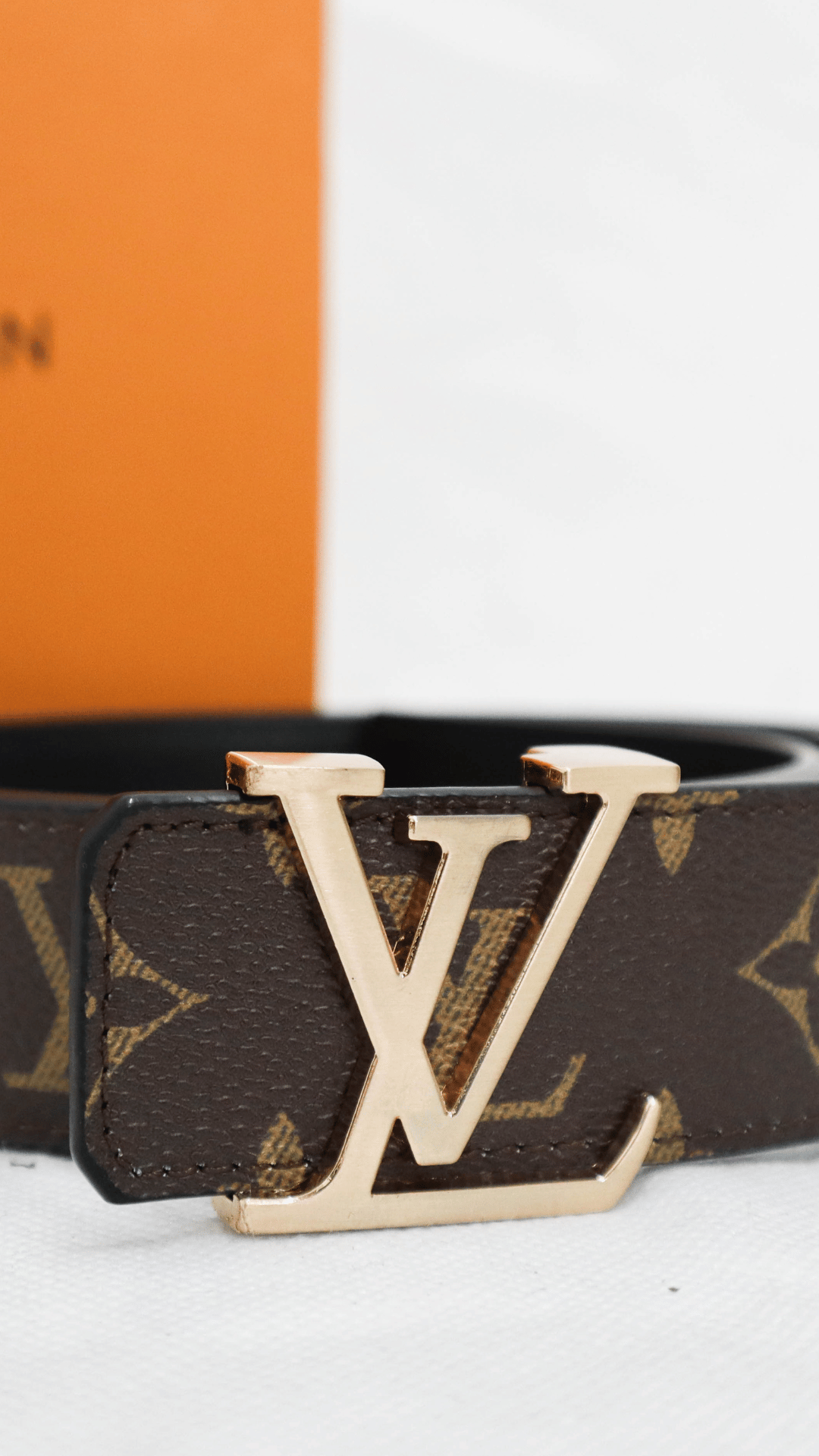 Louis Vuitton Cintura Initiales monogram fibbia oro