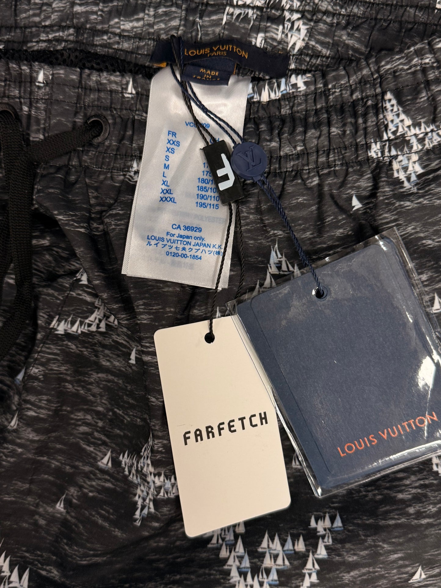 LOUIS VUITTON Costume Monogram grigio