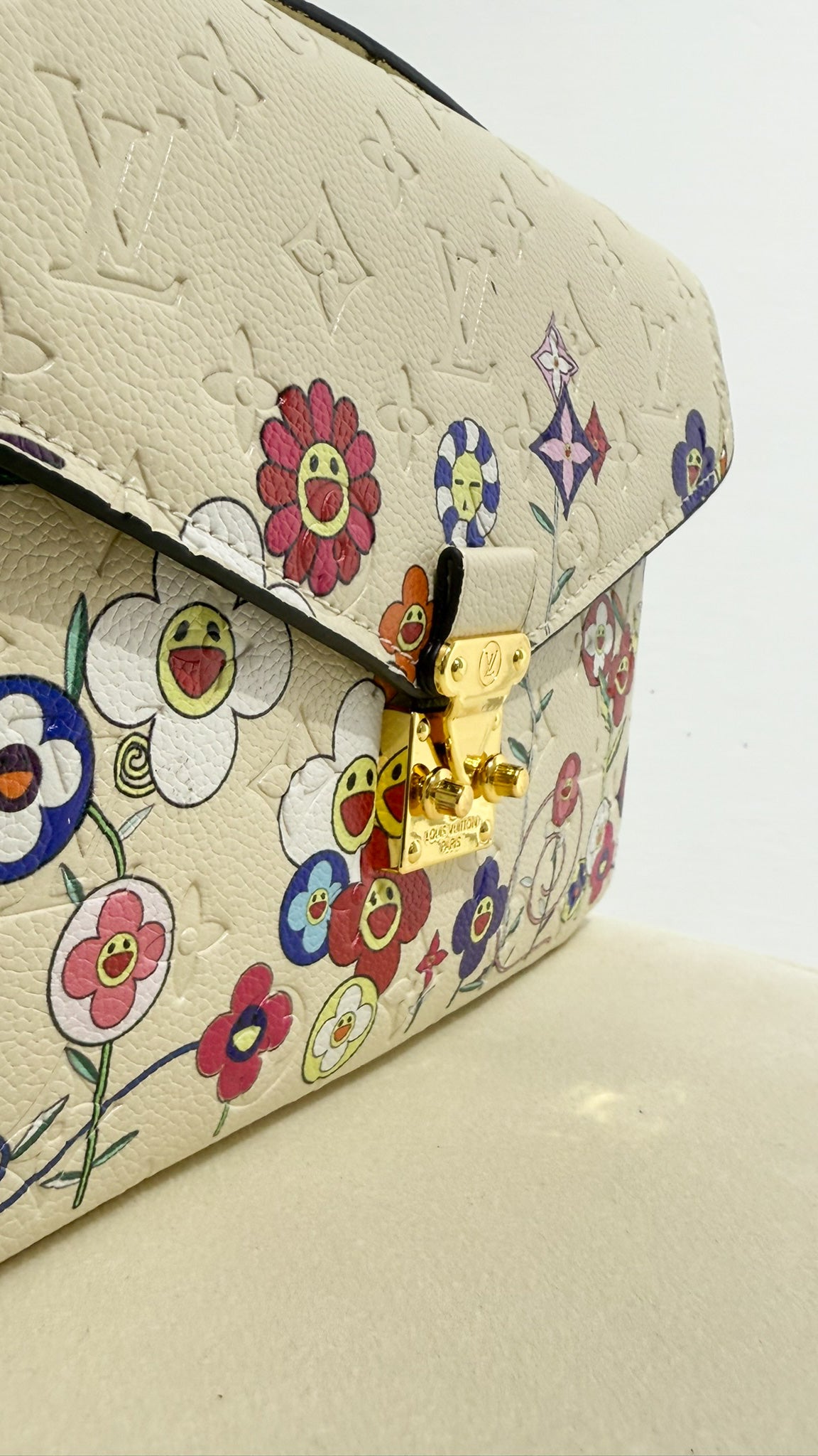 Louis Vuitton Pochette Métis Pelle Monogram Empreinte panna