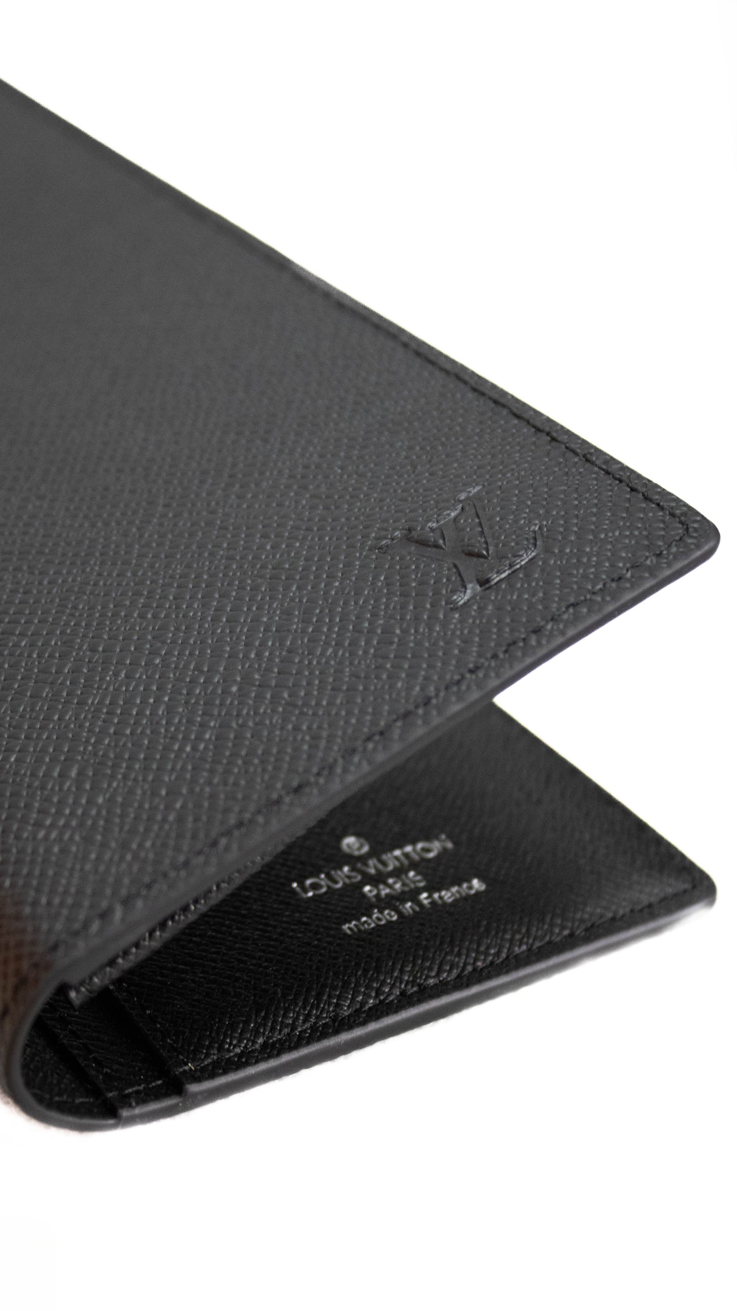 Louis Vuitton Portafoglio verticale Brazza nero da uomo
