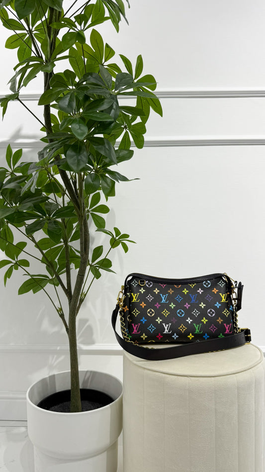 Louis Vuitton x TM Borsa Coussin BB Coussin nera
