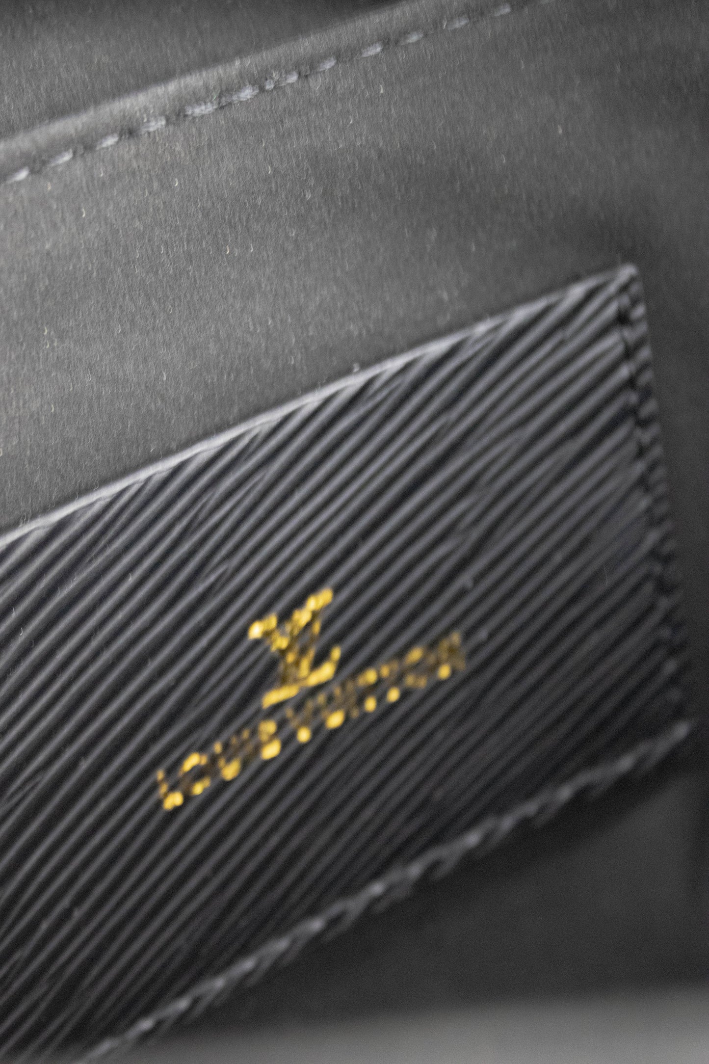 Louis Vuitton x Takashi Murakami Twist MM Slim
