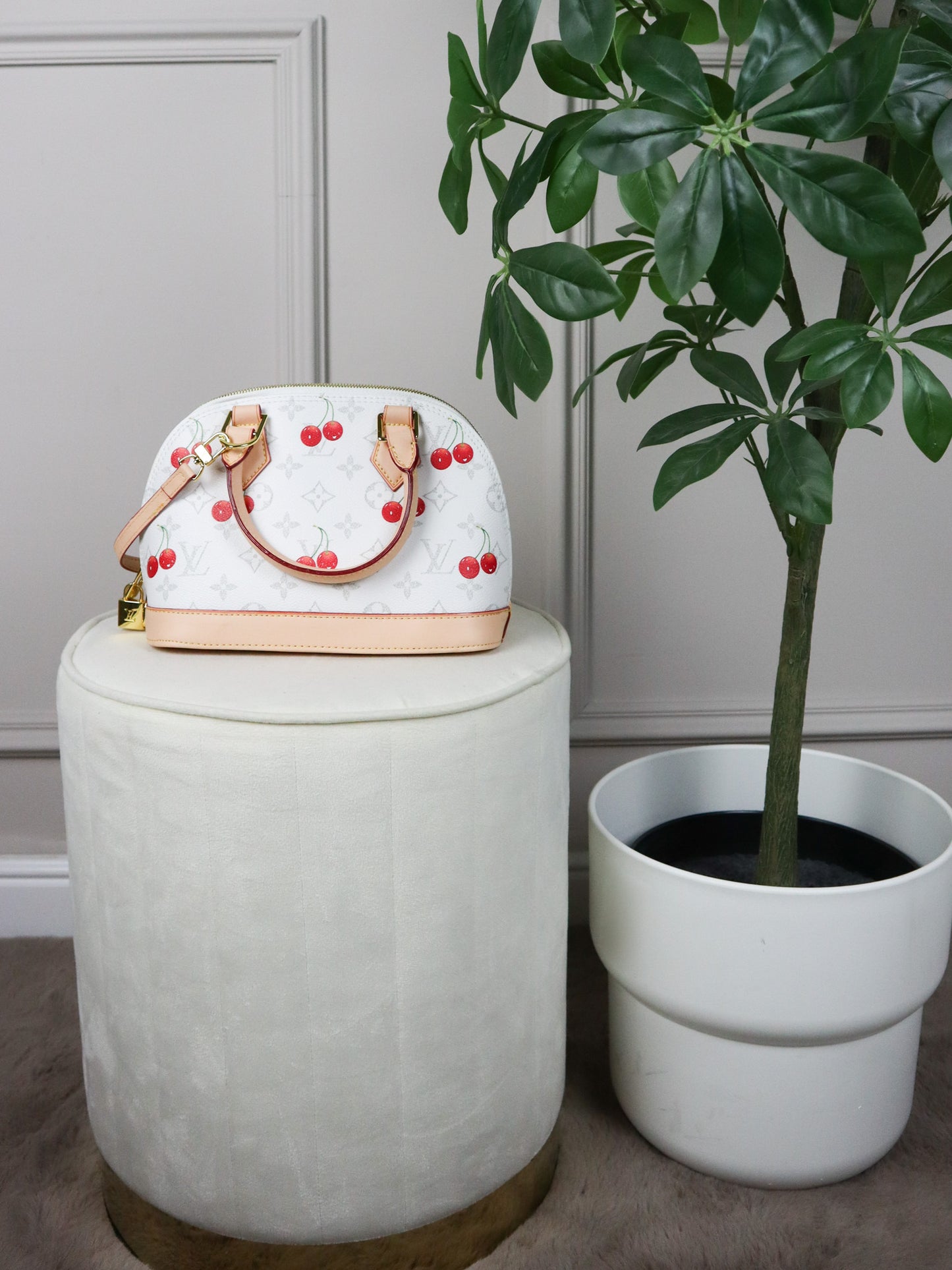 Louis Vuitton Bianco Takashi Murakami Monogramma Ciliegia Alma BB