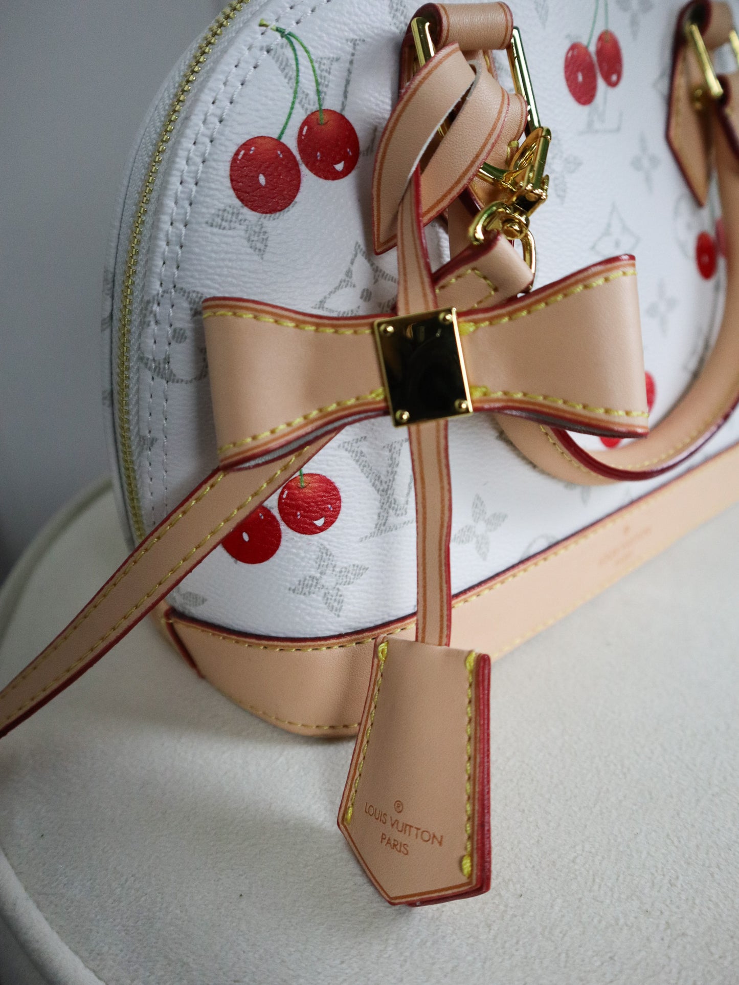 Louis Vuitton Bianco Takashi Murakami Monogramma Ciliegia Alma BB