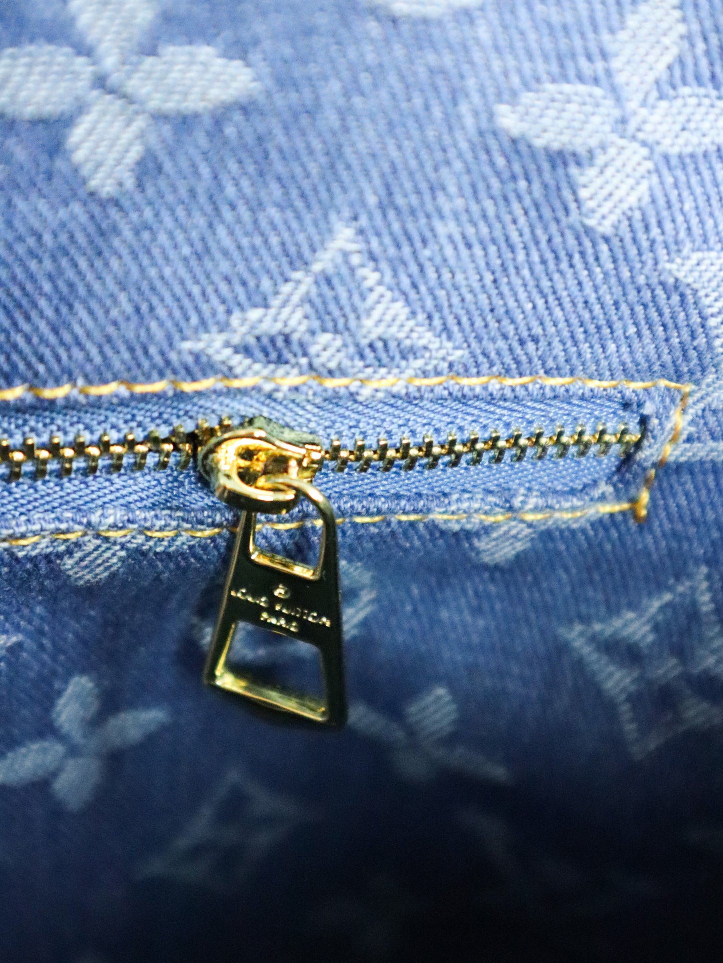 Louis Vuitton Borsa LV blu denim