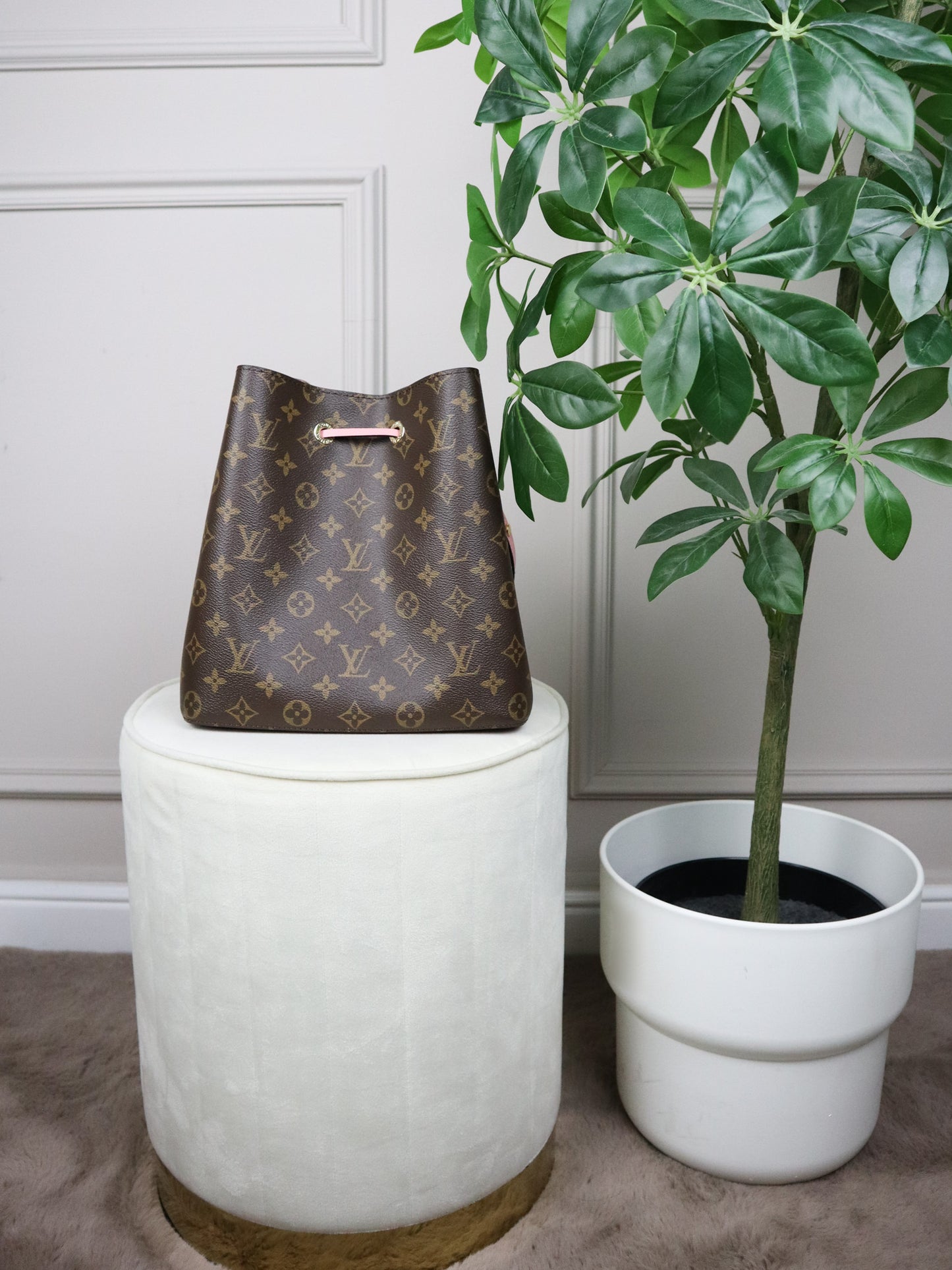 Louis Vuitton Borsa Neonoè monogram rosa