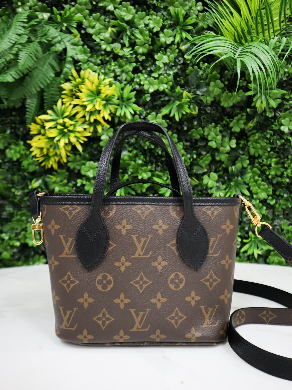 Louis Vuitton Borsa OnTheGo PM Monogram nera