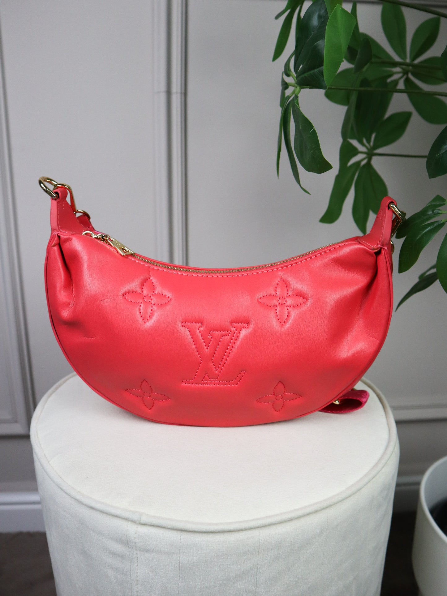 Louis Vuitton Borsa Over the Moon fucsia
