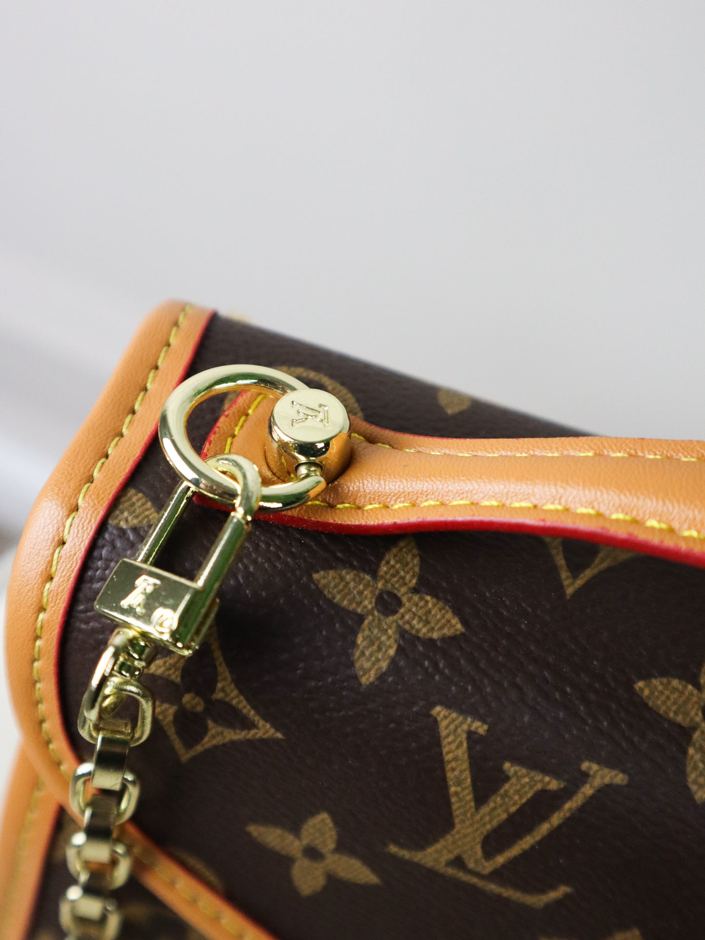 Louis Vuitton Ivy Monogram Marrone
