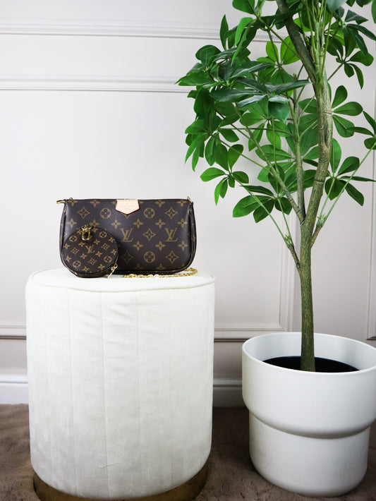 Louis Vuitton Multipochette in Tela monogram