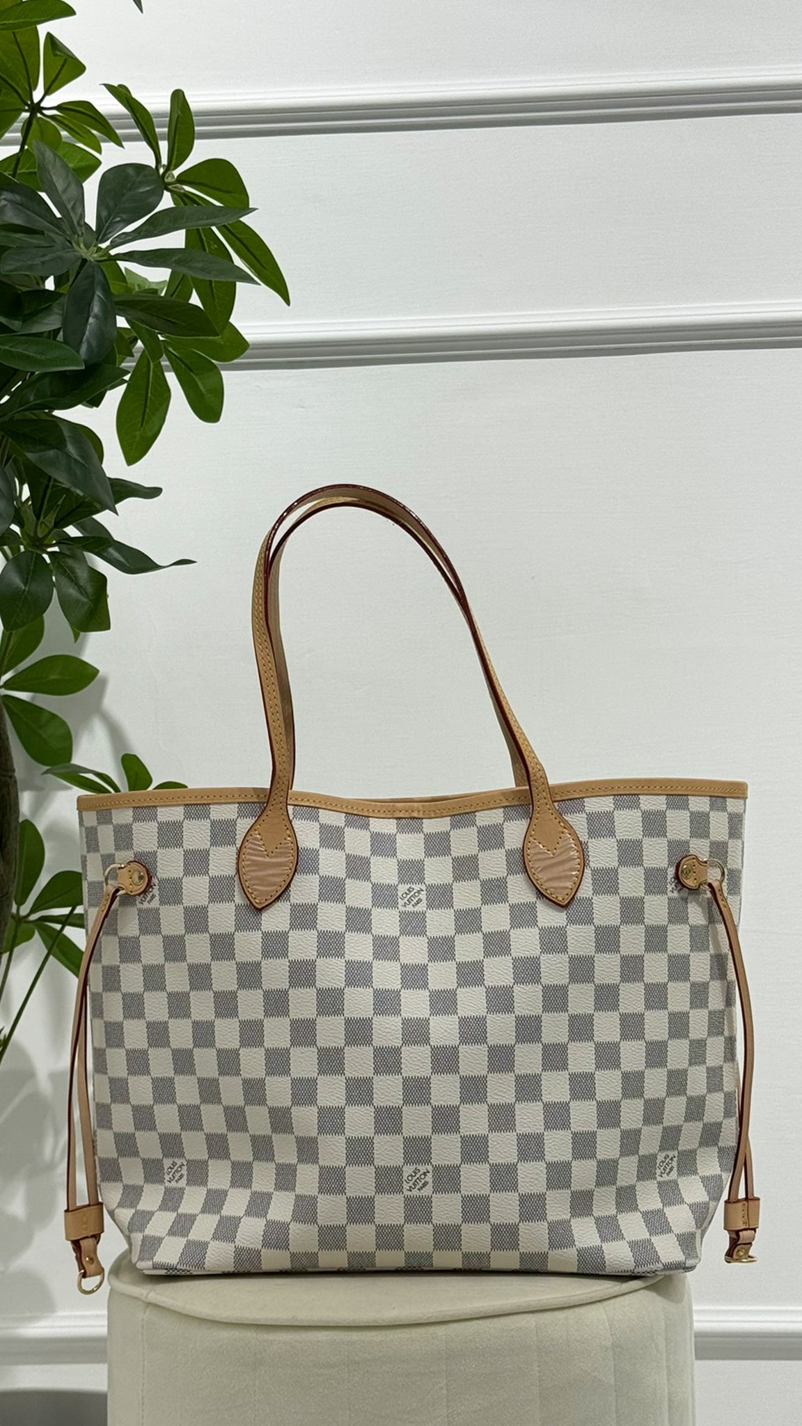 Louis Vuitton Tote Bag Neverfull beige