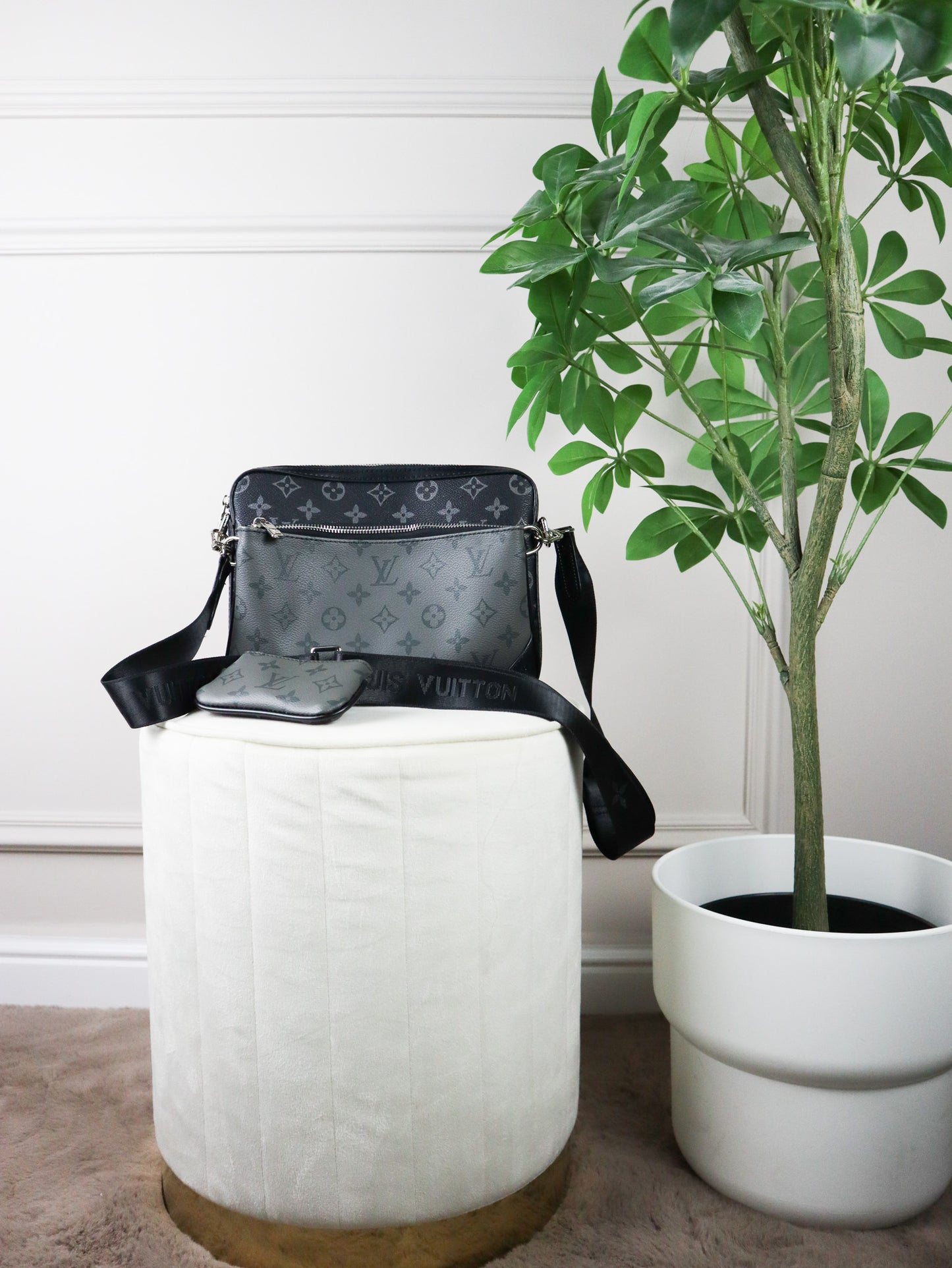 Louis Vuitton Trio Messenger Monogram Eclipse