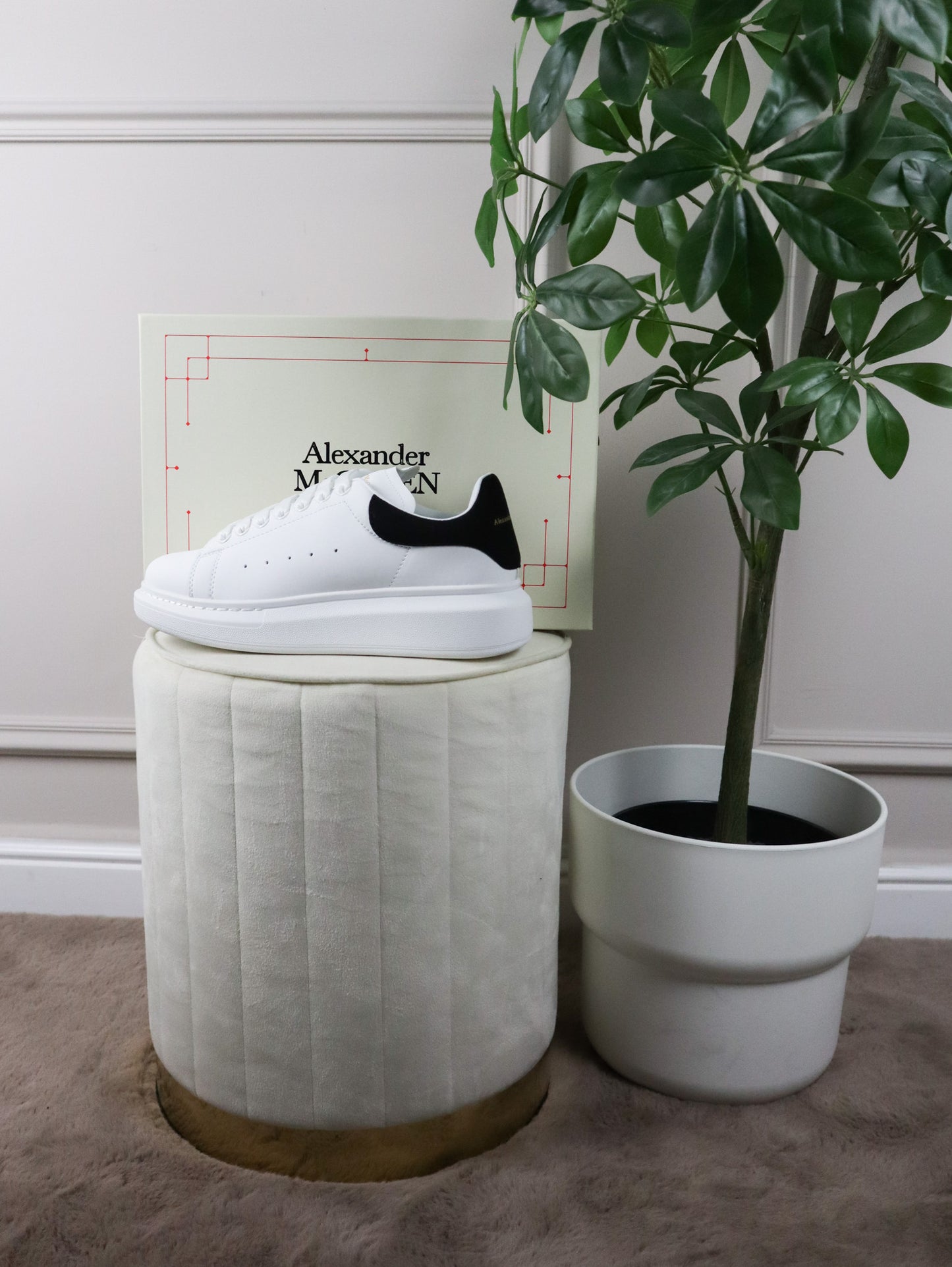 MC QUEEN Scarpa bianca e nera