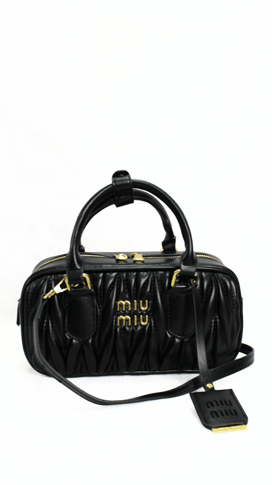 MIU MIU Borsa Arcadie nera