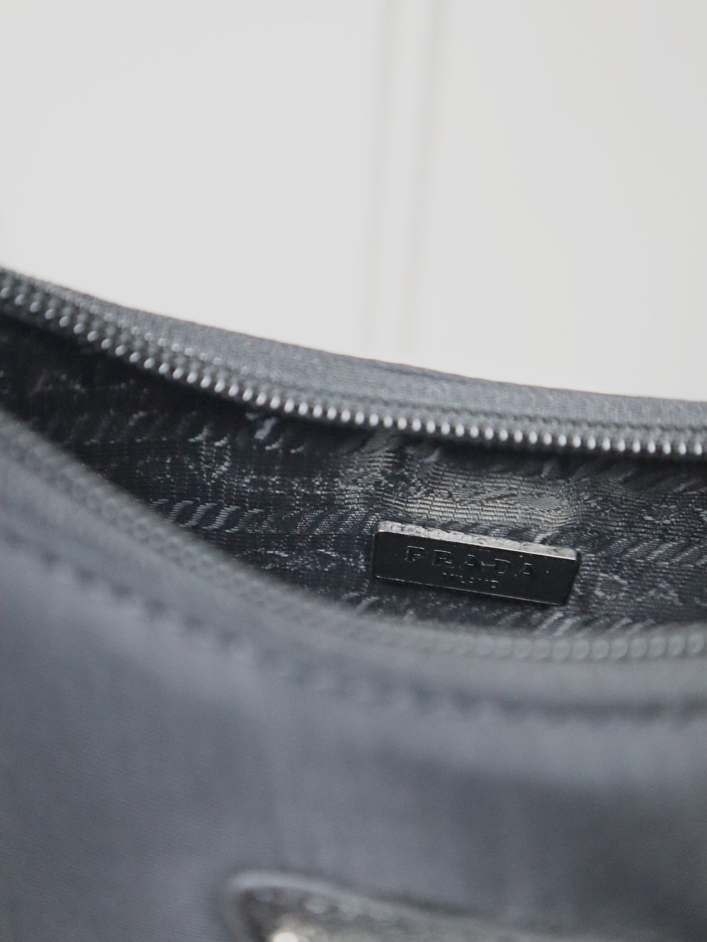 PRADA Borsa Re-Edition 2000 nera