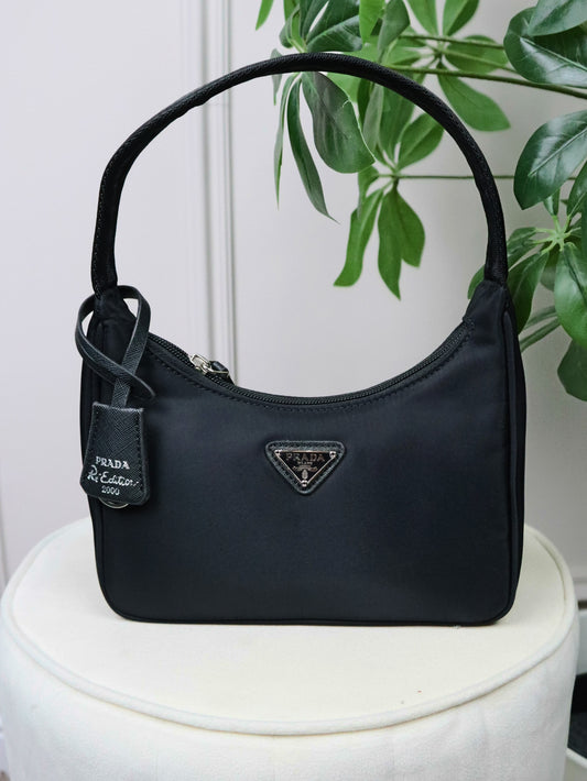 PRADA Borsa Re-Edition 2000 nera