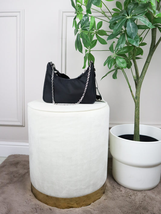 PRADA Borsa Re-Edition 2005 nera e argentata