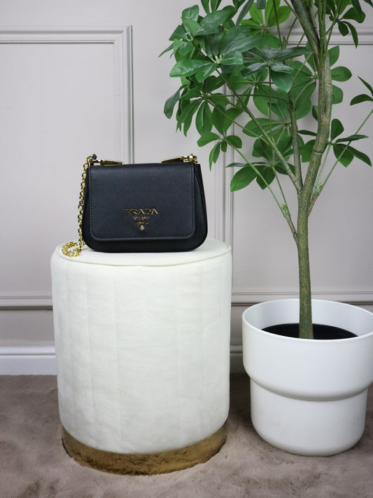 PRADA Borsa a spalla Saffiano Mini nera