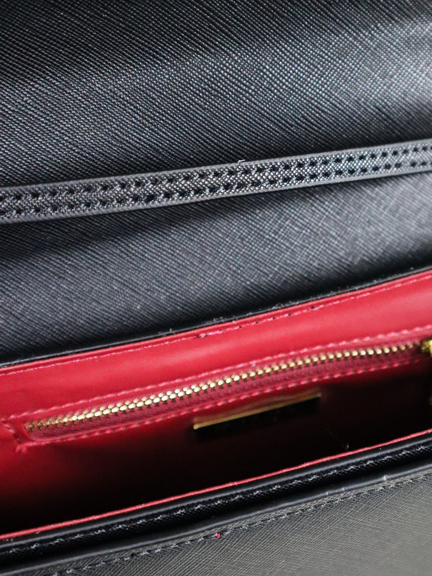 PRADA Borsa a spalla Saffiano Mini nera