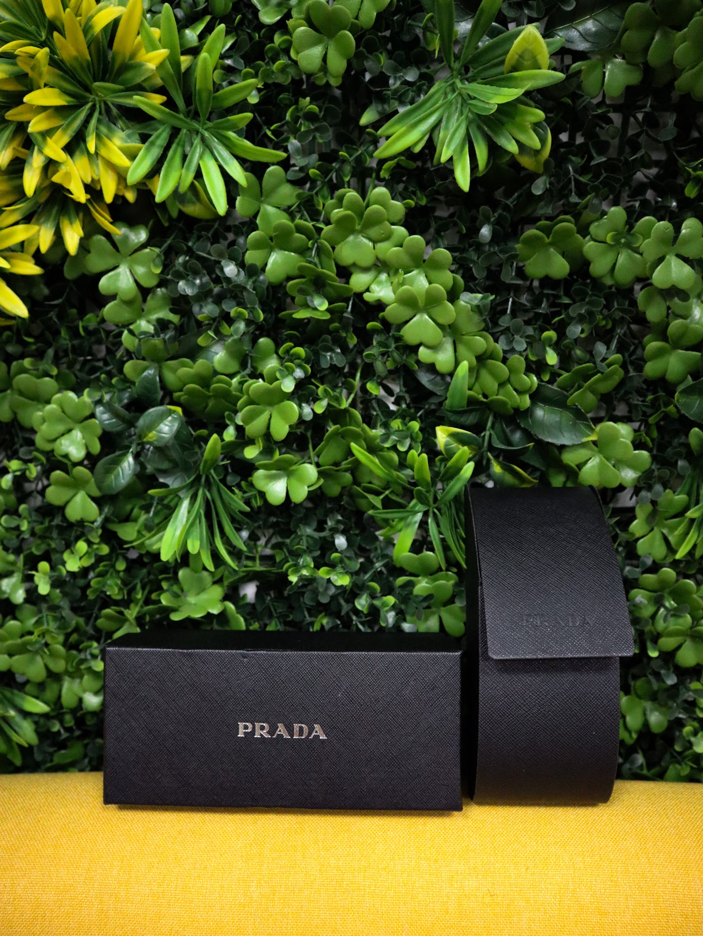 PRADA Occhiali sole geometrici gold