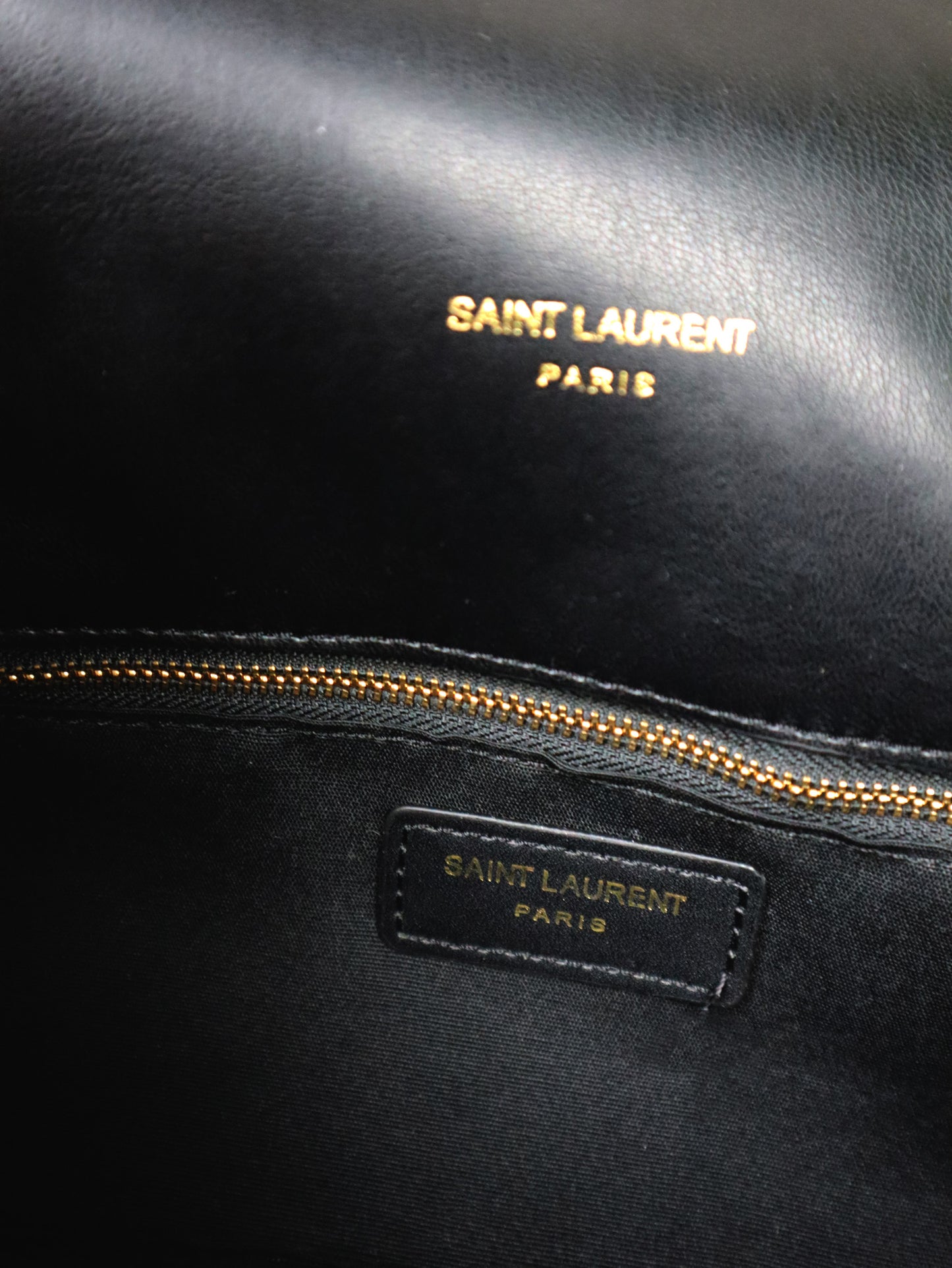 SAINT LAURENT Borsa Calypso nera