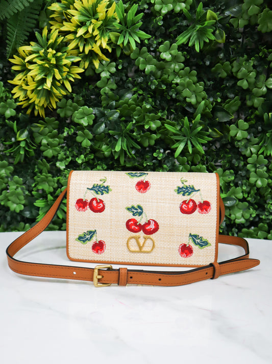 VALENTINO Borsa VLogo Signature Mini Shoulder Bag Cherryfic
