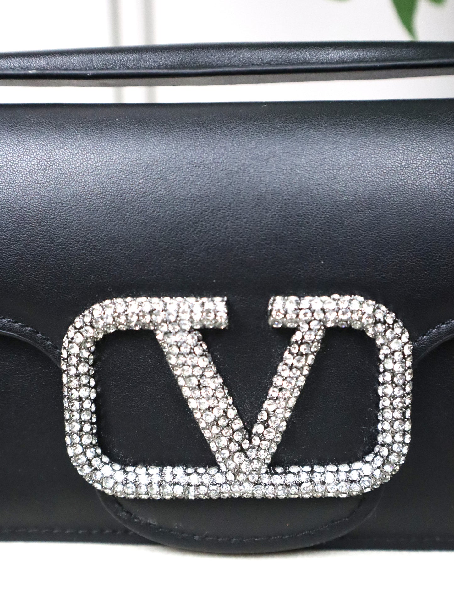 VALENTINO Borsa VLogo Signature nera con strass