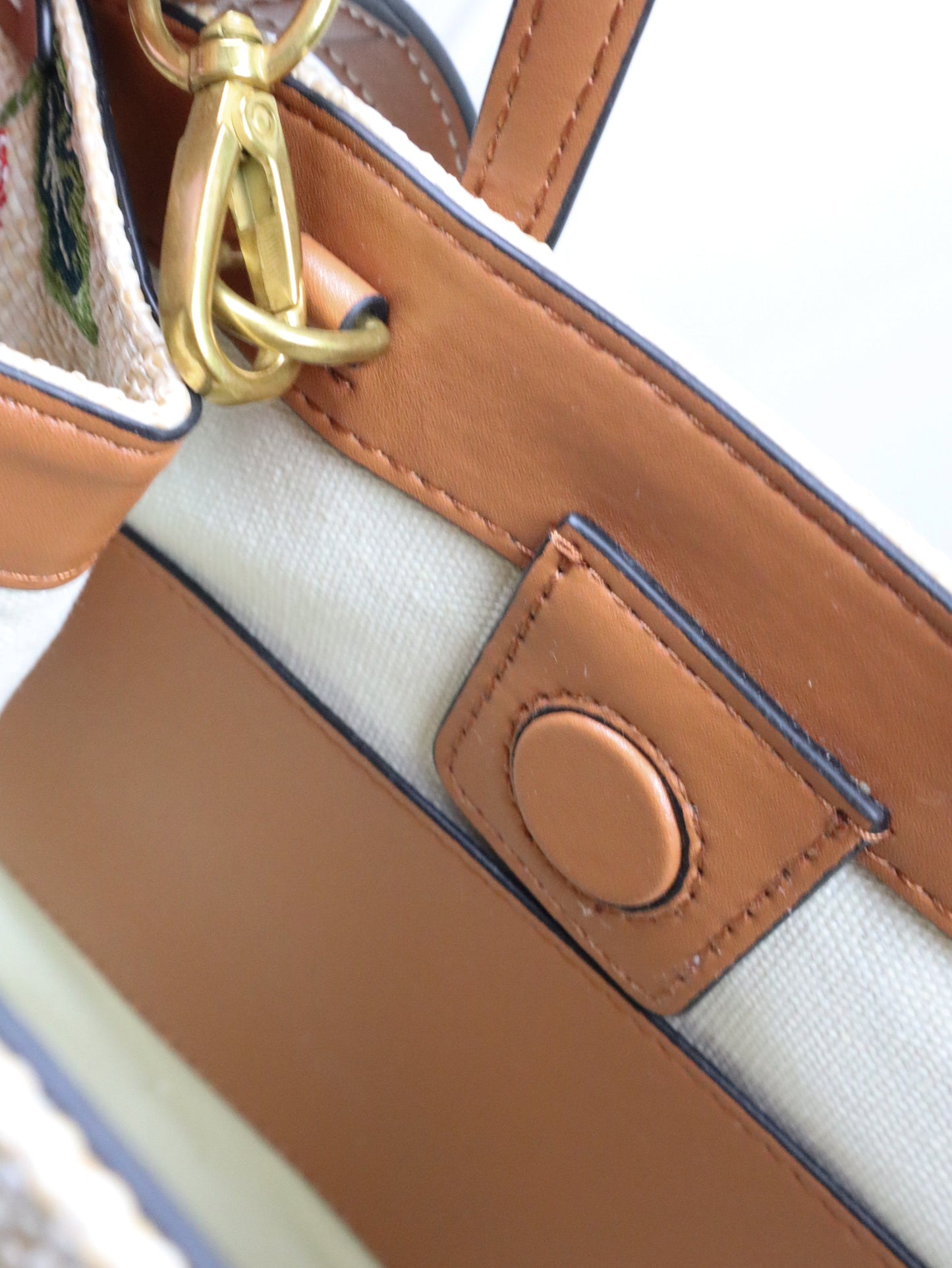 VALENTINO Borsa VLogo Small Raffia Tote Bag con motivo ciliegie media