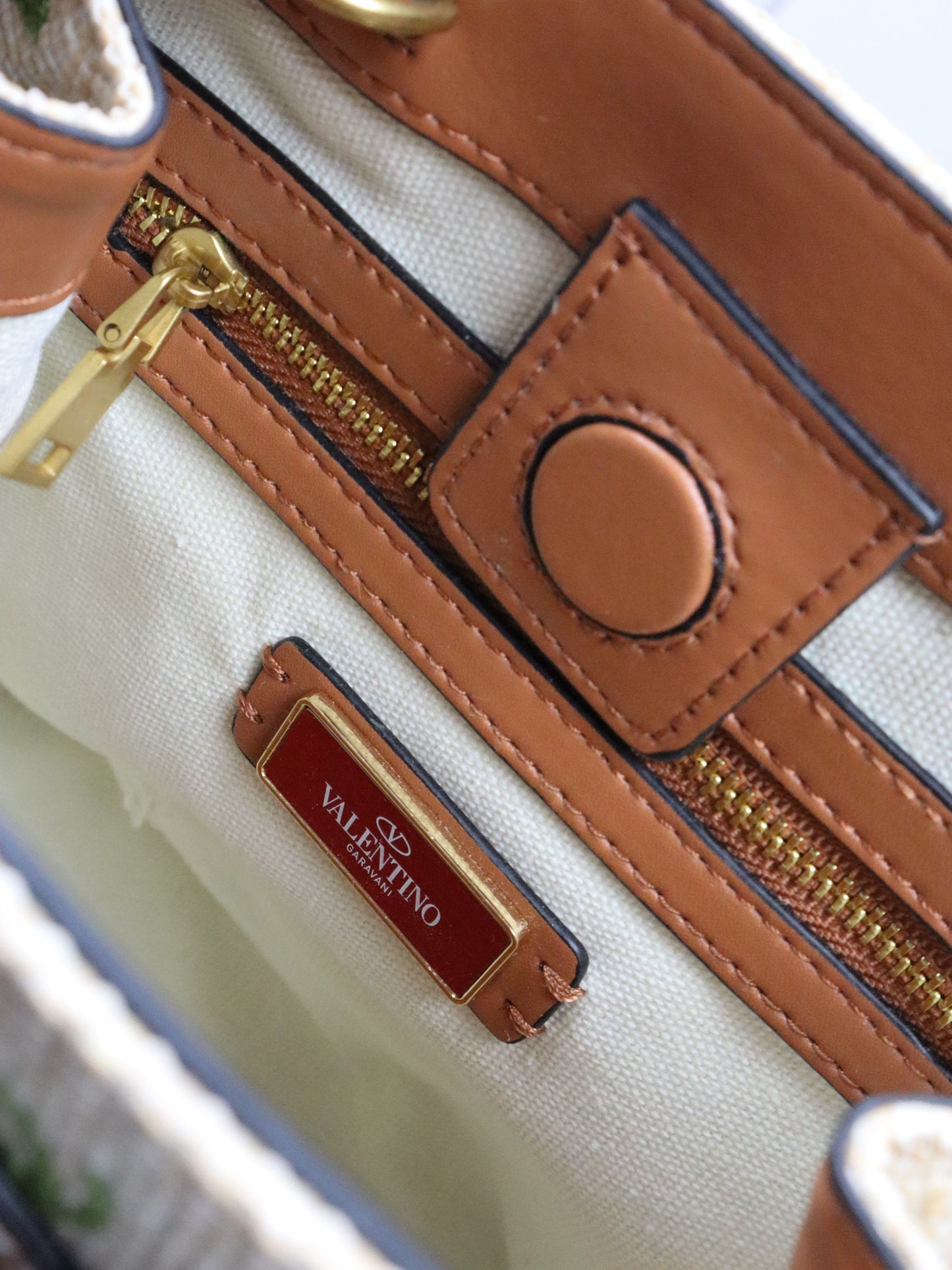 VALENTINO Borsa VLogo Small Raffia Tote Bag con motivo ciliegie media