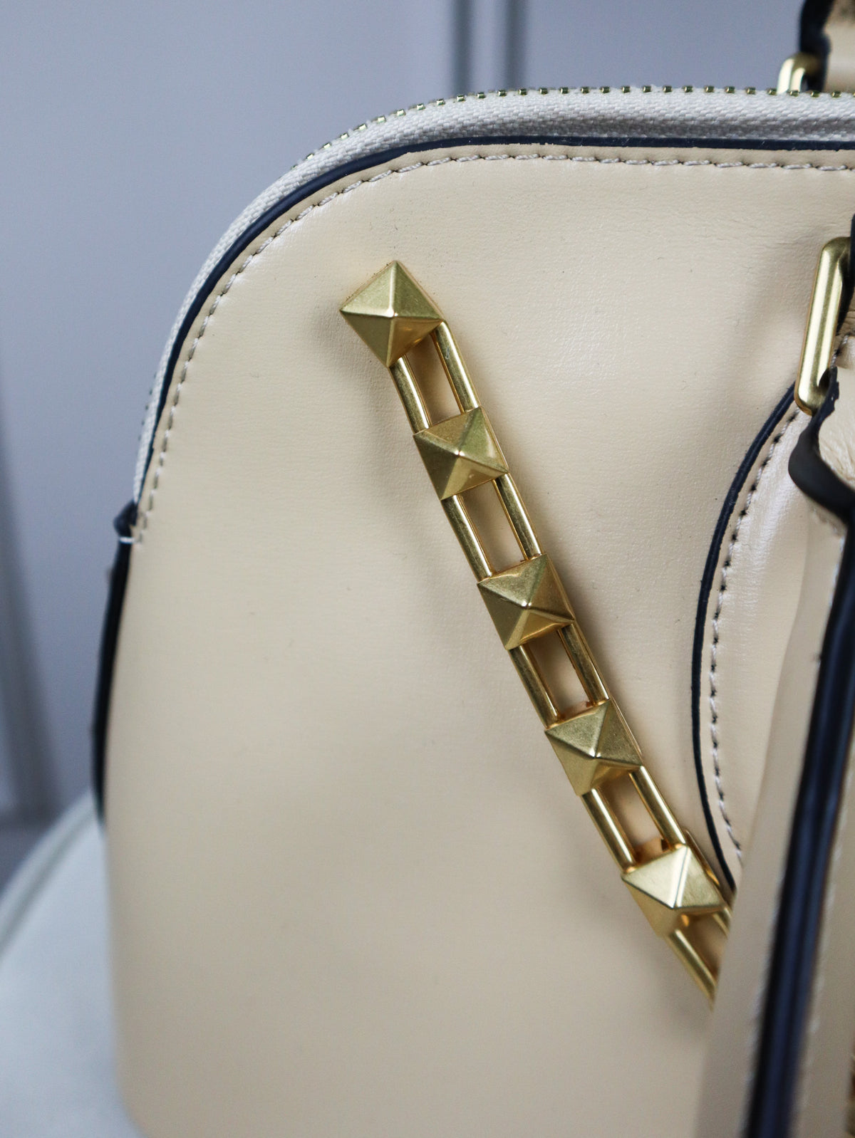 VALENTINO Borsa a Mano Rockstud beige