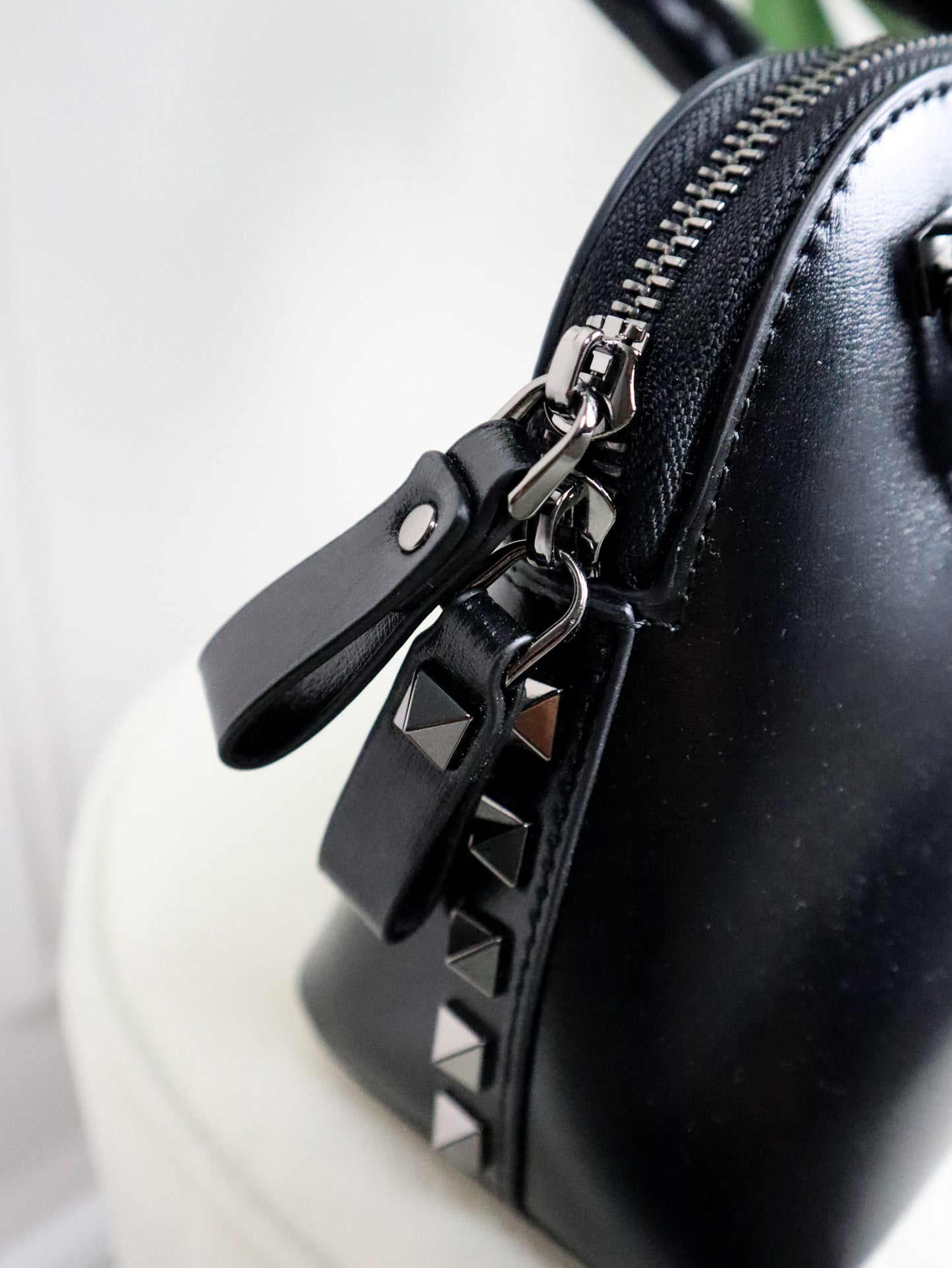 VALENTINO Borsa a Mano Rockstud nera